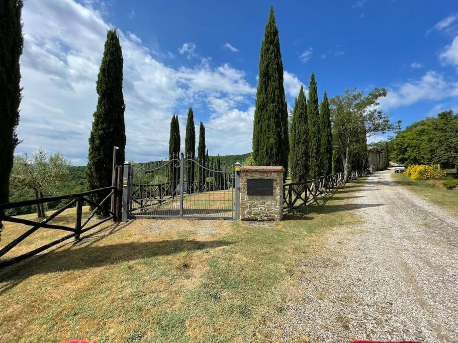Luxury 1-Bedroom House With The Pool In Tuscany. Ангьяри Экстерьер фото